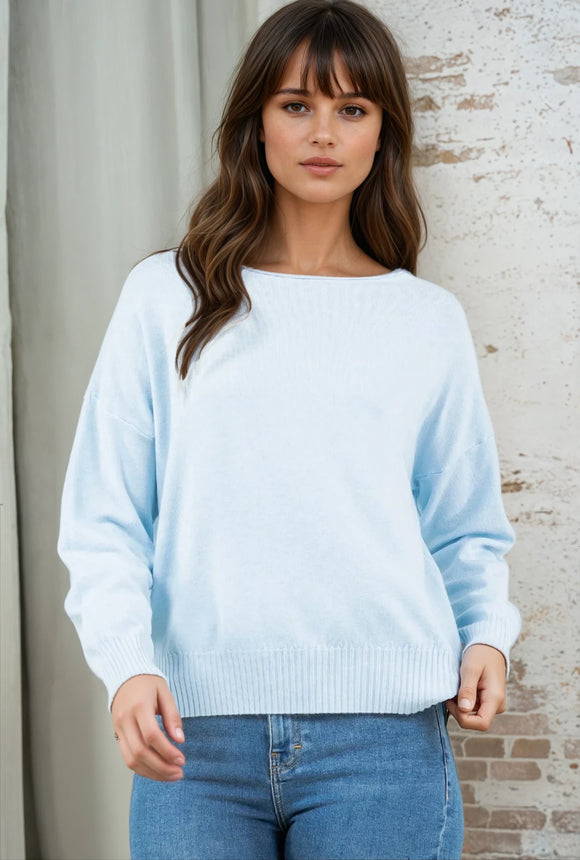 Boatneck super soft Sweater Baby Blue