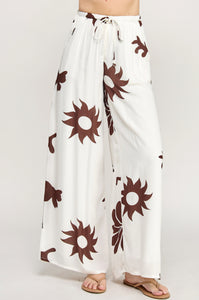 Sunbathing Vacation Pull on Pants