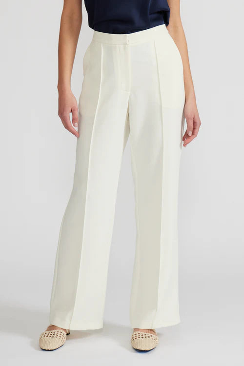 Tara Pant
