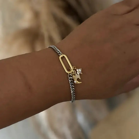 The Carrie Bracelet